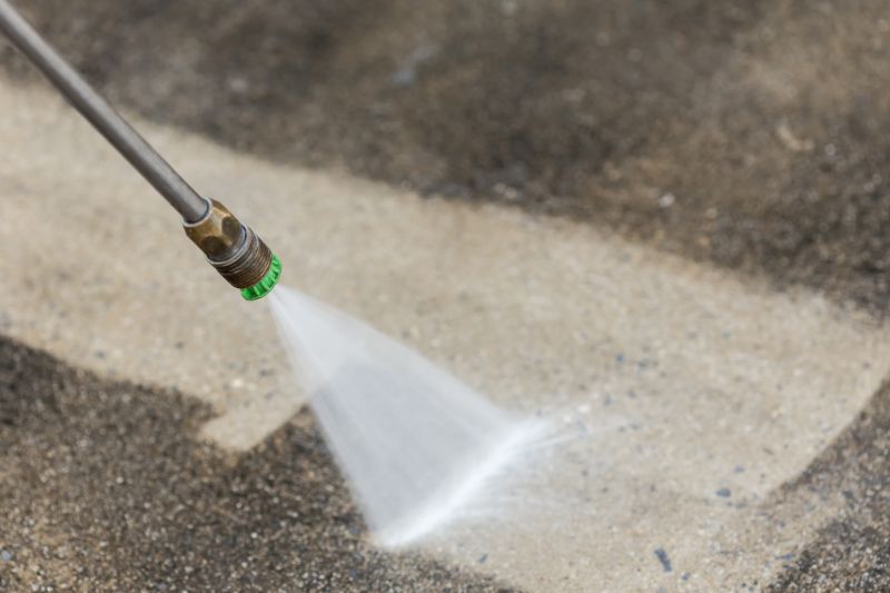 Asphalt Pressure Cleaning