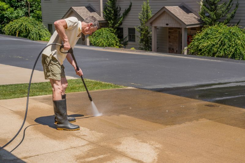 Sidewalk and Driveway Washing